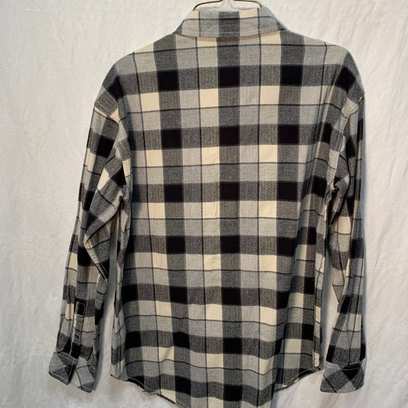 Roots plaid long sleeve! - Picture 2 of 4